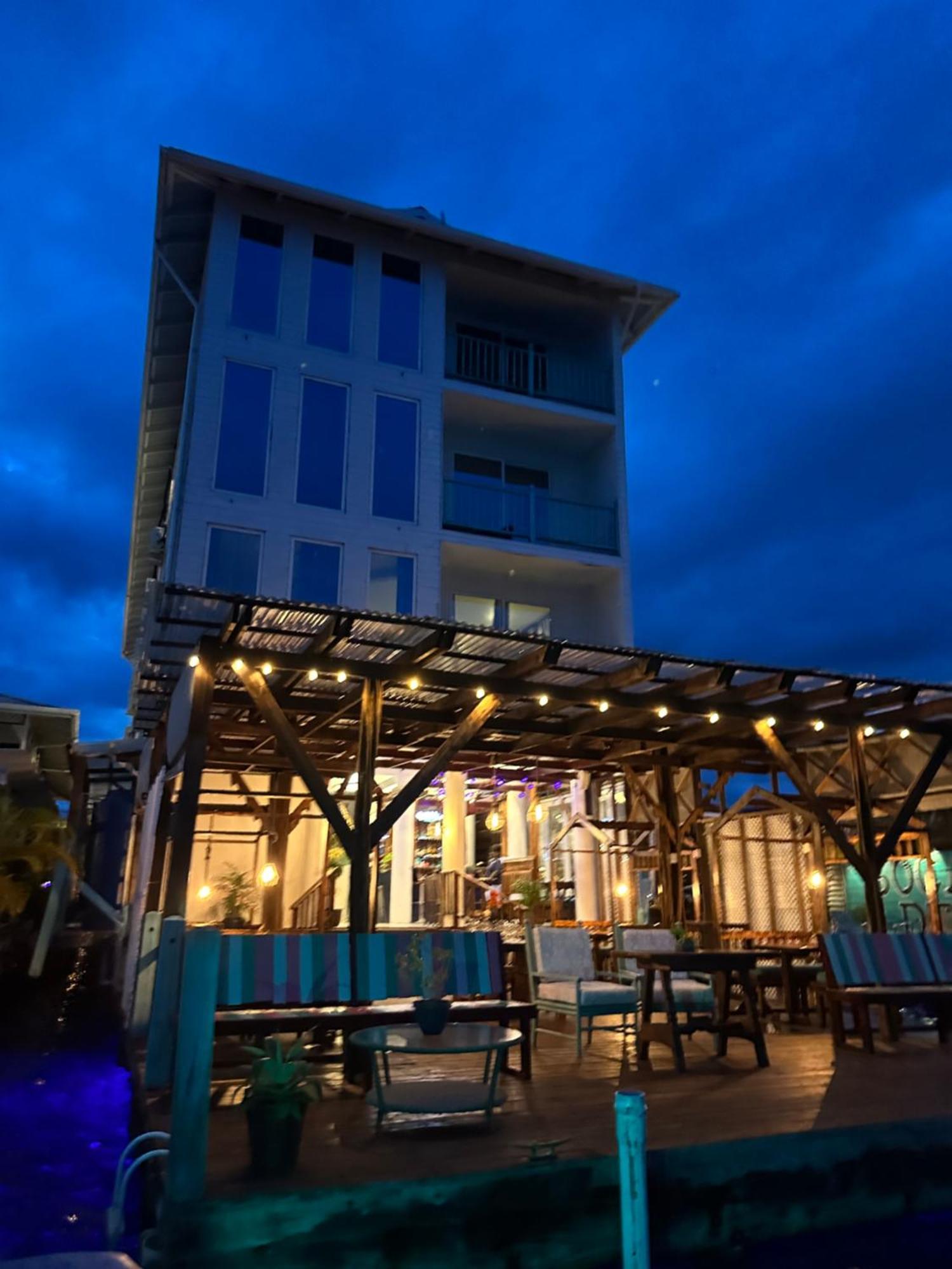 Ocean Sky Bocas Hotel Bocas Town Kültér fotó